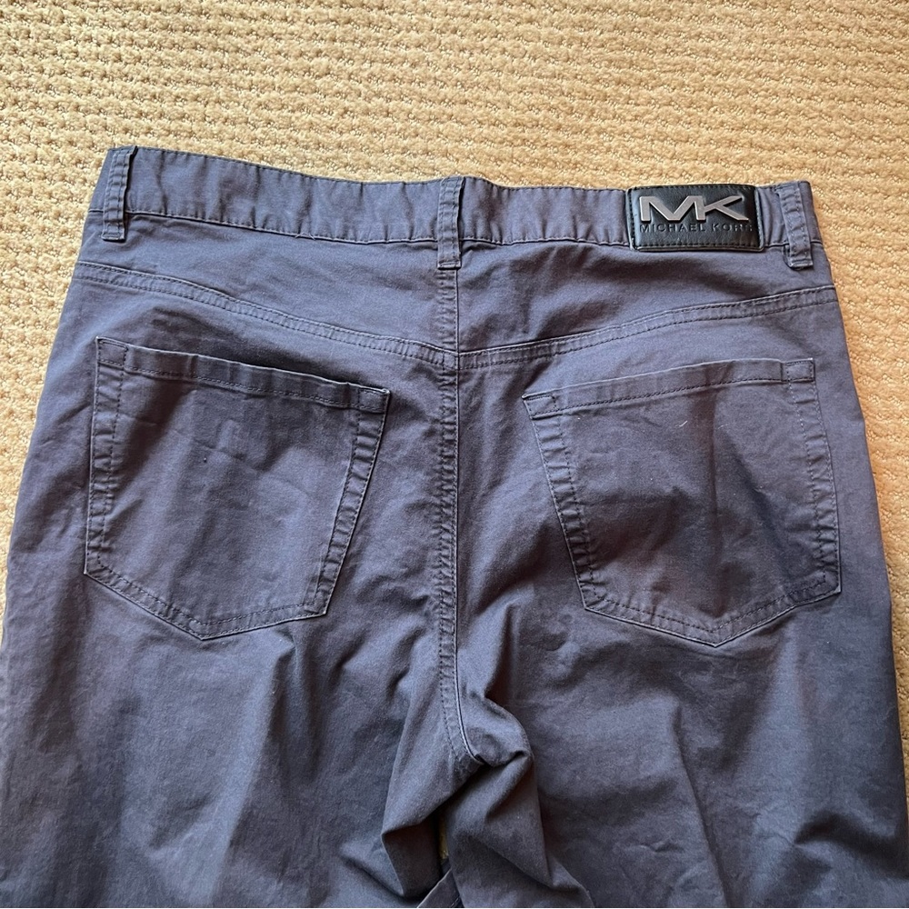 Michael Kors Mens Classic Fit Gray Straight Legged Pants